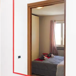 https://la-perla-rossa.hotelitalianriviera.com